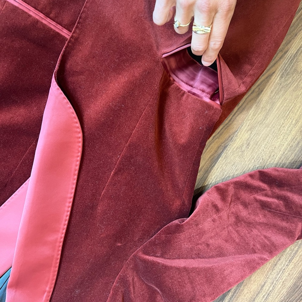 Velvet jacket. - Picture 13 of 13